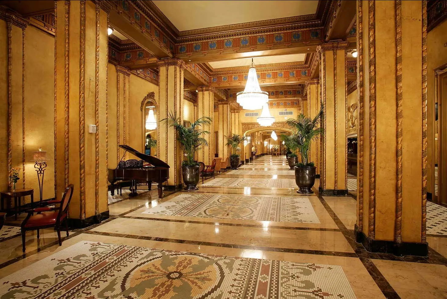 astoria-hotel